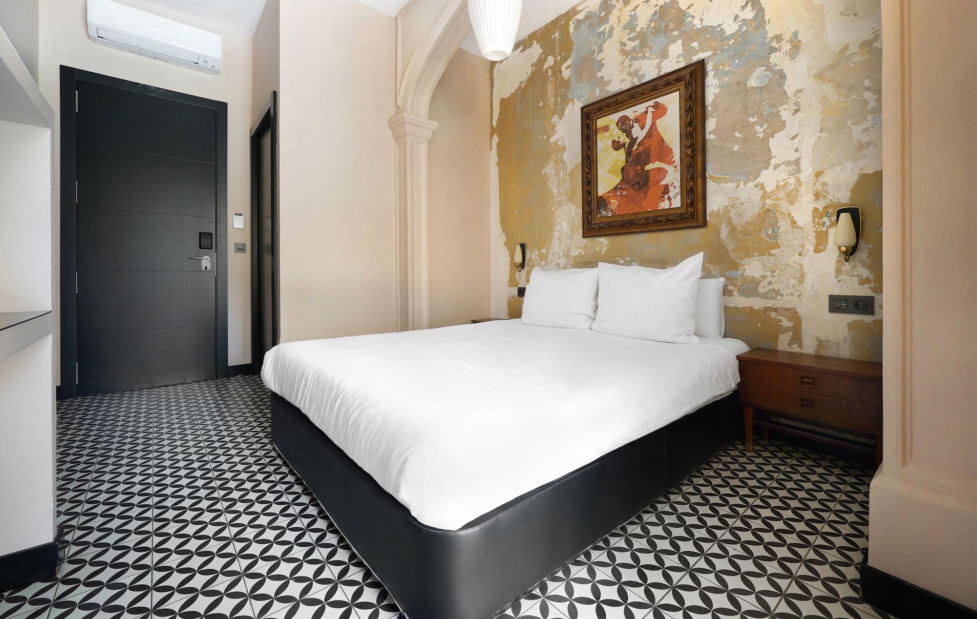 Aparthotel Numa Barcelona Roca Esterno foto