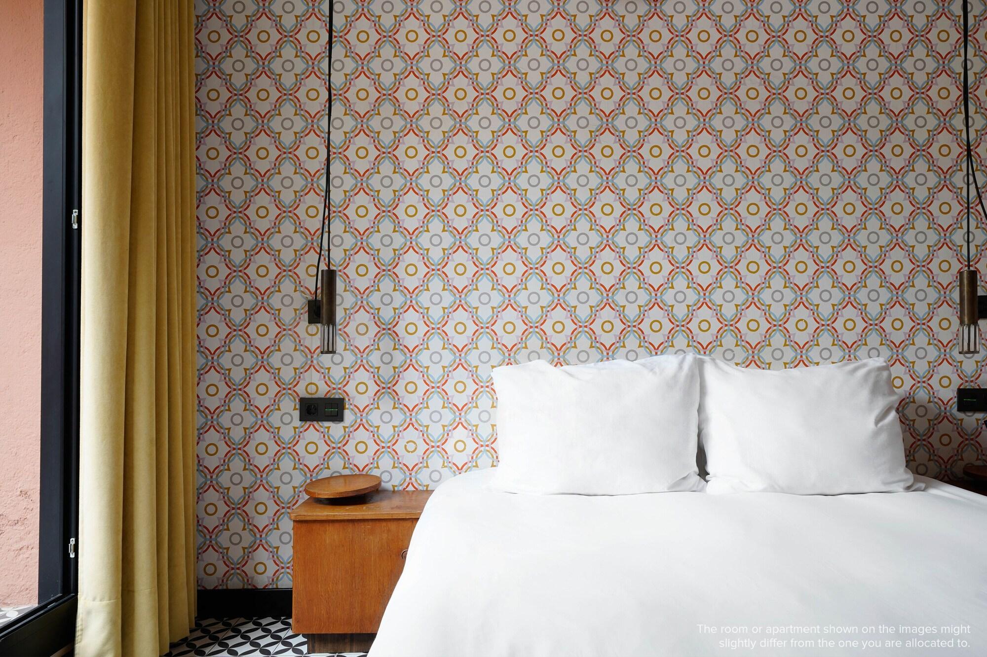 Aparthotel Numa Barcelona Roca Esterno foto