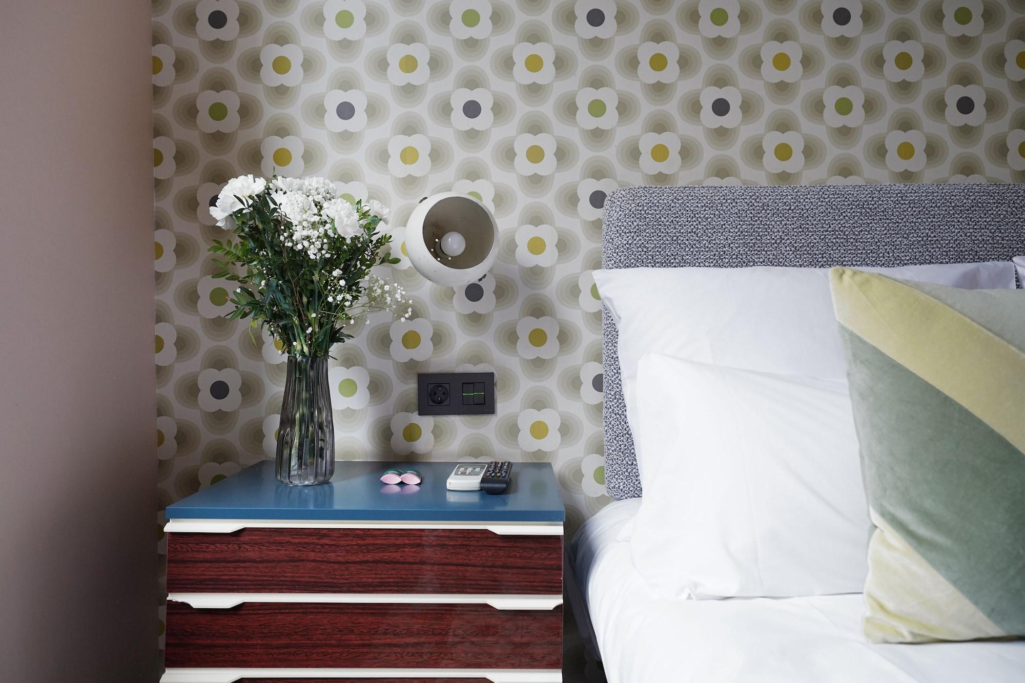 Aparthotel Numa Barcelona Roca Esterno foto