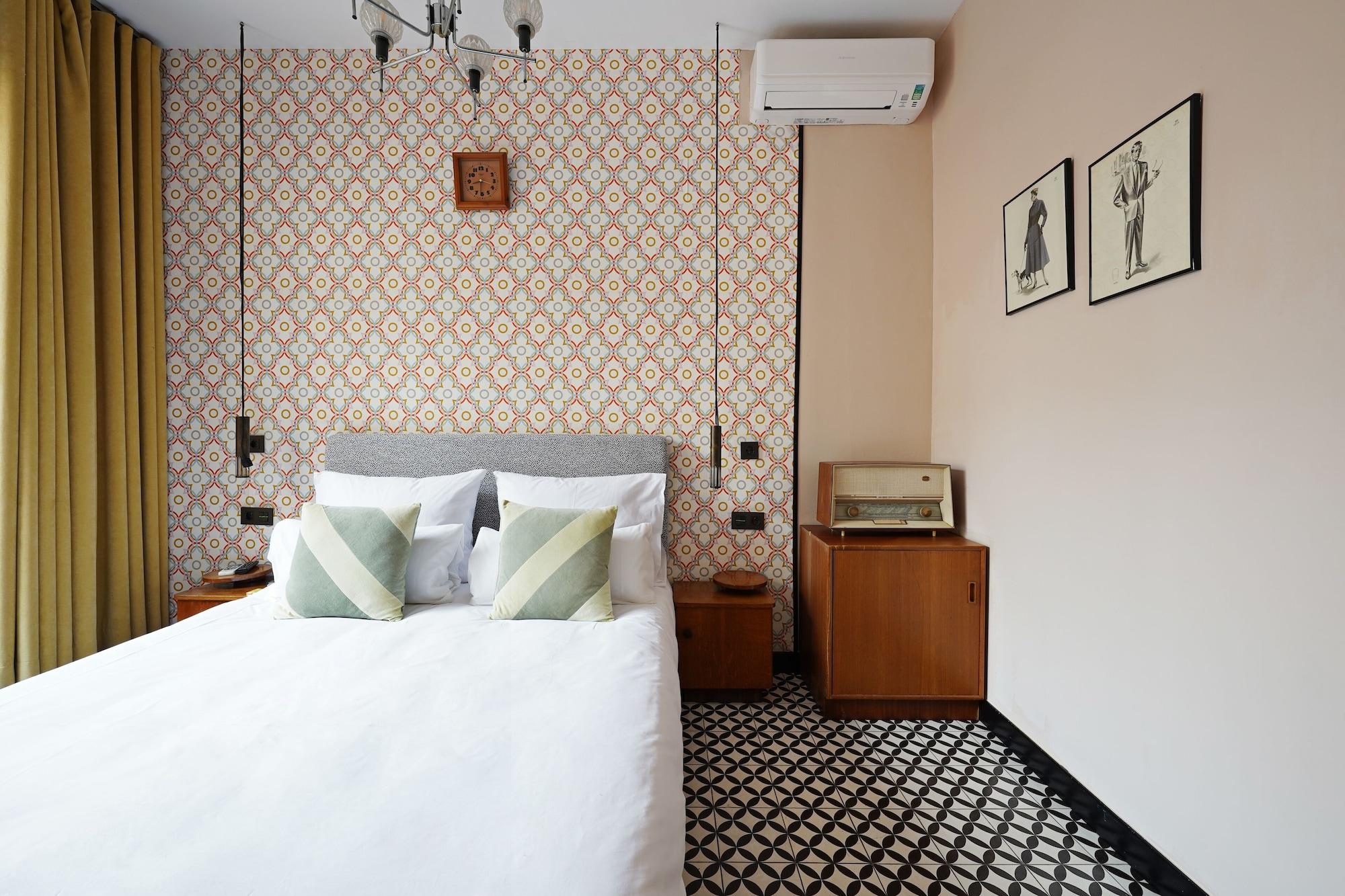 Aparthotel Numa Barcelona Roca Esterno foto