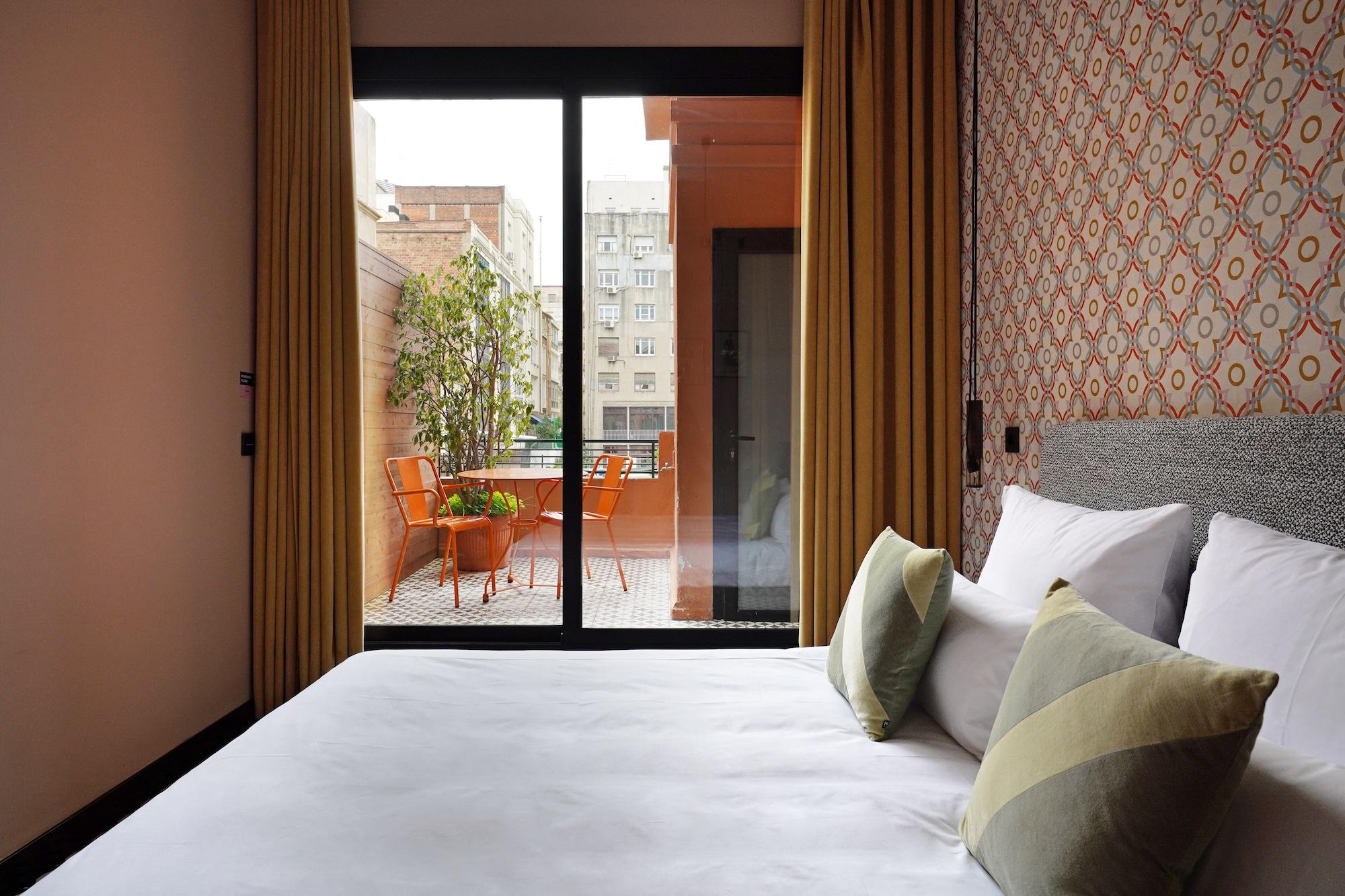 Aparthotel Numa Barcelona Roca Esterno foto